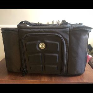 Sixpack Fitness Innovator 300 Meal Prep Bag